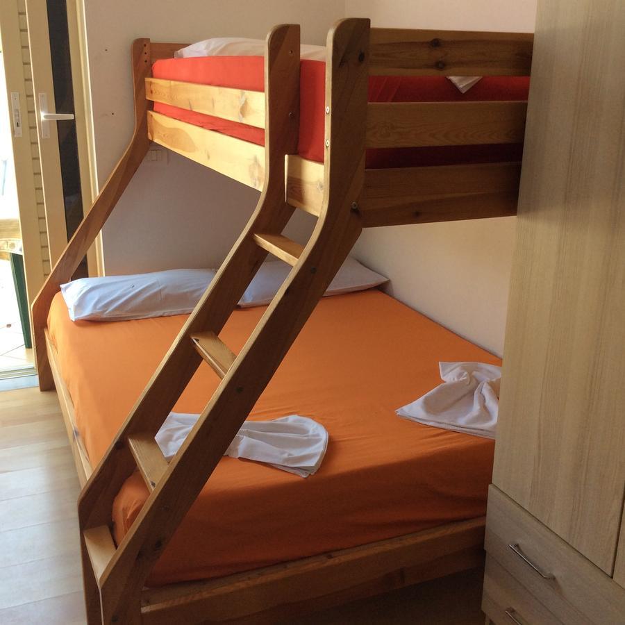 Hadhri Guest house